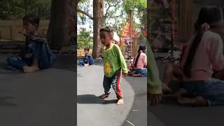 កូនៗលោតលេង#shortvideo #tiktok #youtubeshorts