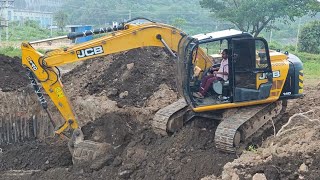 Jcb Js140 Hitachi hydraulic service work.engine legging problem solved.mechanic fixes excavator.