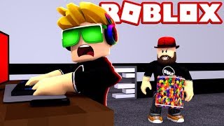 WE CAN TRADE NOW, BUT BE CAREFUL OF THE BEAST!!! ROBLOX FLEE THE FACILITY | RUN, HIDE, ESCAPE!