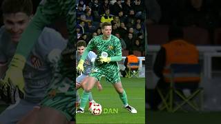 Szczesny Fake vs Alvarez #barcelona #shorts