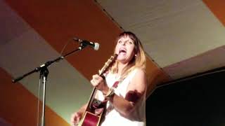 Karo ( Caroline Laurendeau ), lors de Festival rétro/Country 2018 du Camping La Détente ...