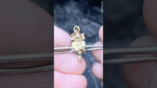 Converting An Imp Brooch to A Pendant in Yellow Gold #antiquejewellery #huiyitan #handengraving