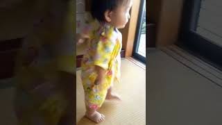 歩くのが楽しい赤ちゃん baby happy to walk #赤ちゃん#baby#可愛い#cute #shorts