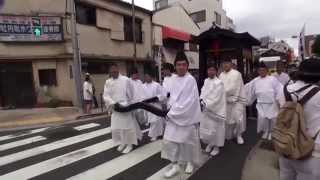 平成26年 深川八幡祭り 神幸祭 鳳輦渡御です。