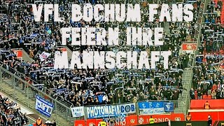 VFL Fans feiern ihre Mannschaft: Bayer Leverkusen vs.  VFL Bochum 20.11. 2021