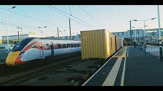 66533 Hanjin Express heading through Peterborough Station platform 4 to Doncaster Freightliner.