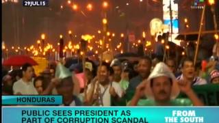 Honduras: Torchlight Marchers Demand Plebiscite