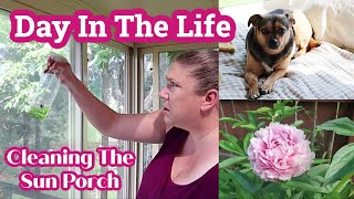 Cleaning the Sun Porch | Day In The Life | Vlog