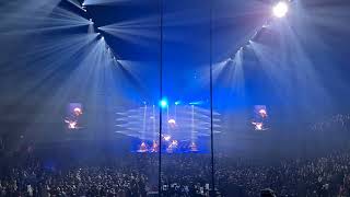 Genesis - London O2 Arena - 26/03/22 - The Carpet Crawlers - Final ever show, final song \u0026 goodbyes