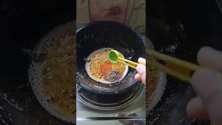 നാടൻ കാന്താരി മുളക് അച്ചാറ് 👌#shortsvideo #easycurryrecipes #Adhoozzkitchen