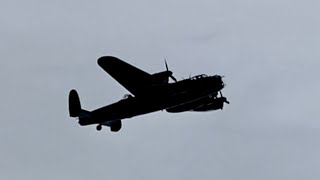 Avro Lancaster Bomber no commentary. Pure Rolls Royce Merlin sound. 2m 30sec engineering perfection.