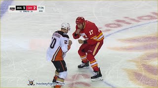 Nicolas Deslauriers vs Milan Lucic Oct 18, 2021