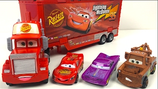 DISNEY CARS MACK PLAYSET WHEEL ACTION DRIVERS WITH LIGHTNING MCQUEEN, RAMONE & MATER - UNBOXING