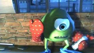 Mike spray in Eyes