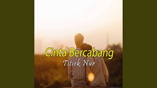 Cinta Bercabang