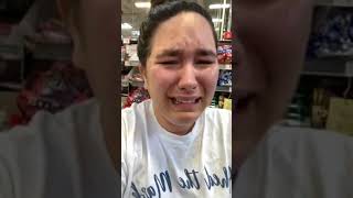 Lady Crying At Cedar Park Heb Because Of Mask