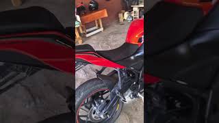 Rks srk 250RR tapa egzoz sesi kulaklıkla dinleyin