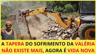 DERRUBAMOS A TAPERA ANTIGA E LIMPAMOS O TERRENO PREPARANDO PARA TER HORTA, GALINHEIRO ETC