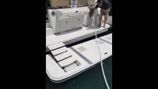 New Sea Ray 400 Sundancer Hydraulic Lift