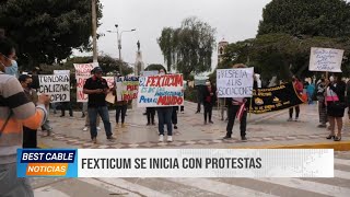 Monsefú | Fexticum se inicia con protesta de comerciantes