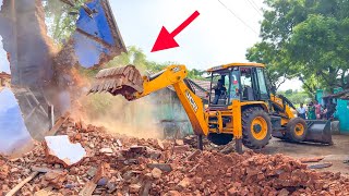 JCB 3DX Going Demolishes the Oldest Big House in the Small Village I jcb video