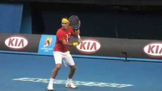 Roger Federer's 2nd practice in AUS 2011