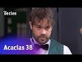 Acacias 38: A Tito no se le da bien ser camarero #Acacias957 | RTVE Series