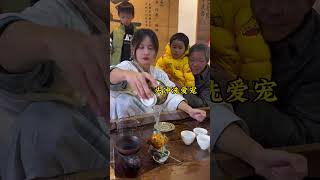 花了3万的茶艺千万不能这两只小崽子面前丢脸浪召唤茶友 爱喝茶的关注我 真是一场酣畅淋漓的泡茶