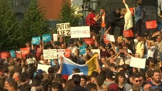 Scores detained in Russian pension protests