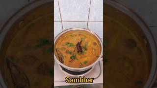 South Indian Style Sambhar #shortsfeed #shorts #ytshorts #ytshortsindia #@cookwithamreen23