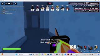 Playing roblox! (cant see chat alot)