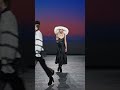 chanel 2024 25年秋冬 プレタポルテ コレクション ショーのフィナーレ — chanel shows