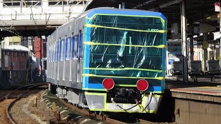 【近車甲種】都営地下鉄三田線6500型6502F甲種輸送　EF65-2070+都営地下鉄6502F　茨木通過