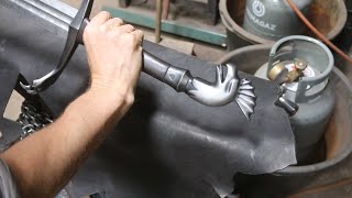 Forging a pattern welded Basilisk sword, part 5, making the handle.