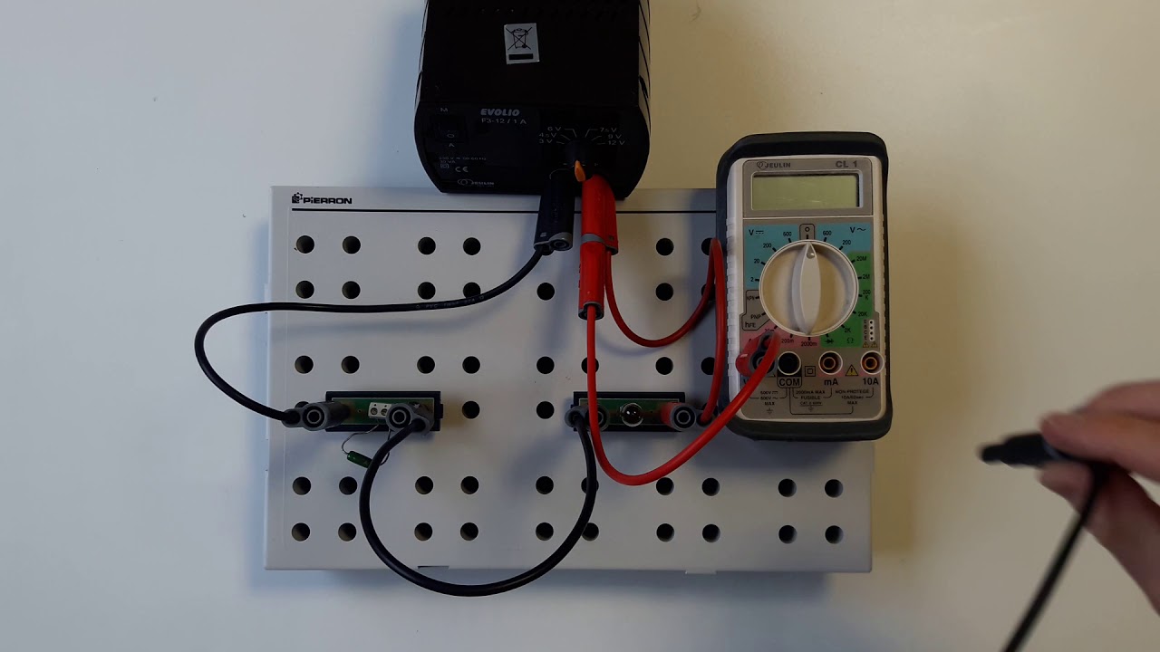 UM2_Mesure De Tension Aux Bornes D'un Générateur - Circuit En Série ...