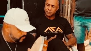 Quando a música fala, a capoeira responde! Mestre Charm vs Rafael