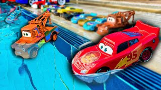 Looking for Disney Pixar Cars On the Rocky Road : Lightning McQueen, Mater, Dinoco McQueen, Mack