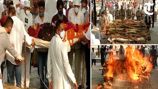 Watch: Legendary Flying Sikh Milkha Singh cremated with full state honours