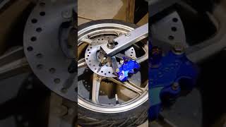 bracket kaliper brembo udh jadi nih