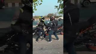 Dance Fight Middle of the Road @awesomefunnyvideo #youtubeshorts #youtube