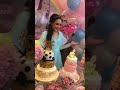 Surprise Birthday Bash Hannah Delisha, banyaknya kek!