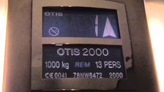 Otis 2000 traction elevator at Slaters, George Street, Edinburgh