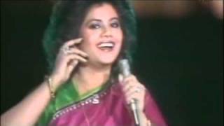 Runa Laila - Mera Babu Chail Chabila - Live on Pakistan Television ( Ptv ).flv
