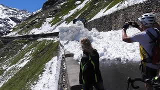 Lawine in den Alpen Stelvio Pass