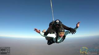 Ubaldo's breathtaking jump at Skydive Miami (02-02-2020)