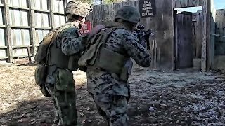 Military Urban Assualt Training • Clearing The Rooms