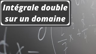 Intégrale double sur un domaine défini par 3 droites