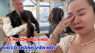 Ba Mẹ Con Đều KHÓC NỨC NỞ Khi Nhận Thành Viên Mới | Đến Mỹ Cùng Mai