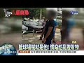 趁打球偷錢 男翻牆躲草叢被逮