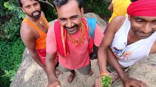 त्रिकूट पर्वत से उतरने में बाल बाल🥵 Climbing India's Most Dangerous Mountain ।।  Ep-7